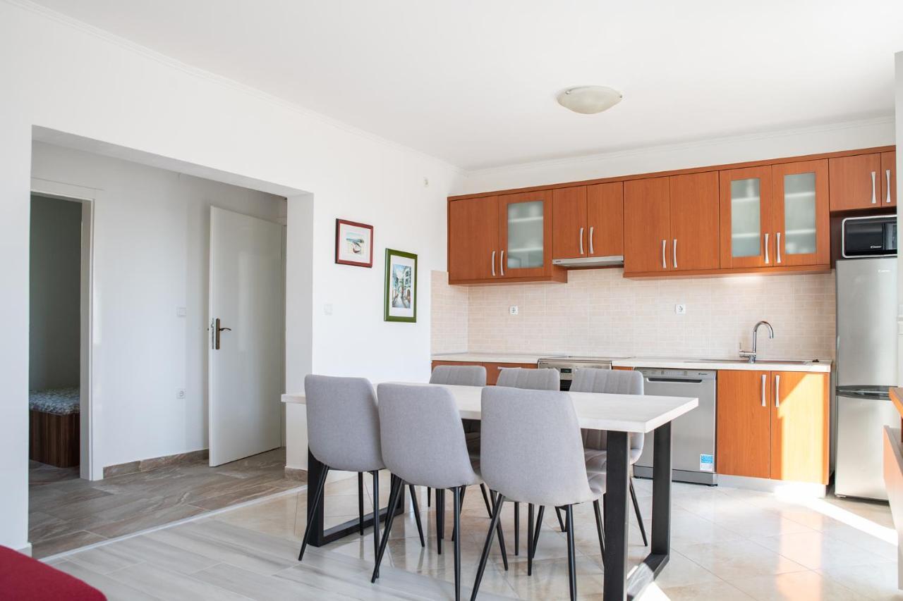 Apartmani Vrtodusic Banjol Ngoại thất bức ảnh