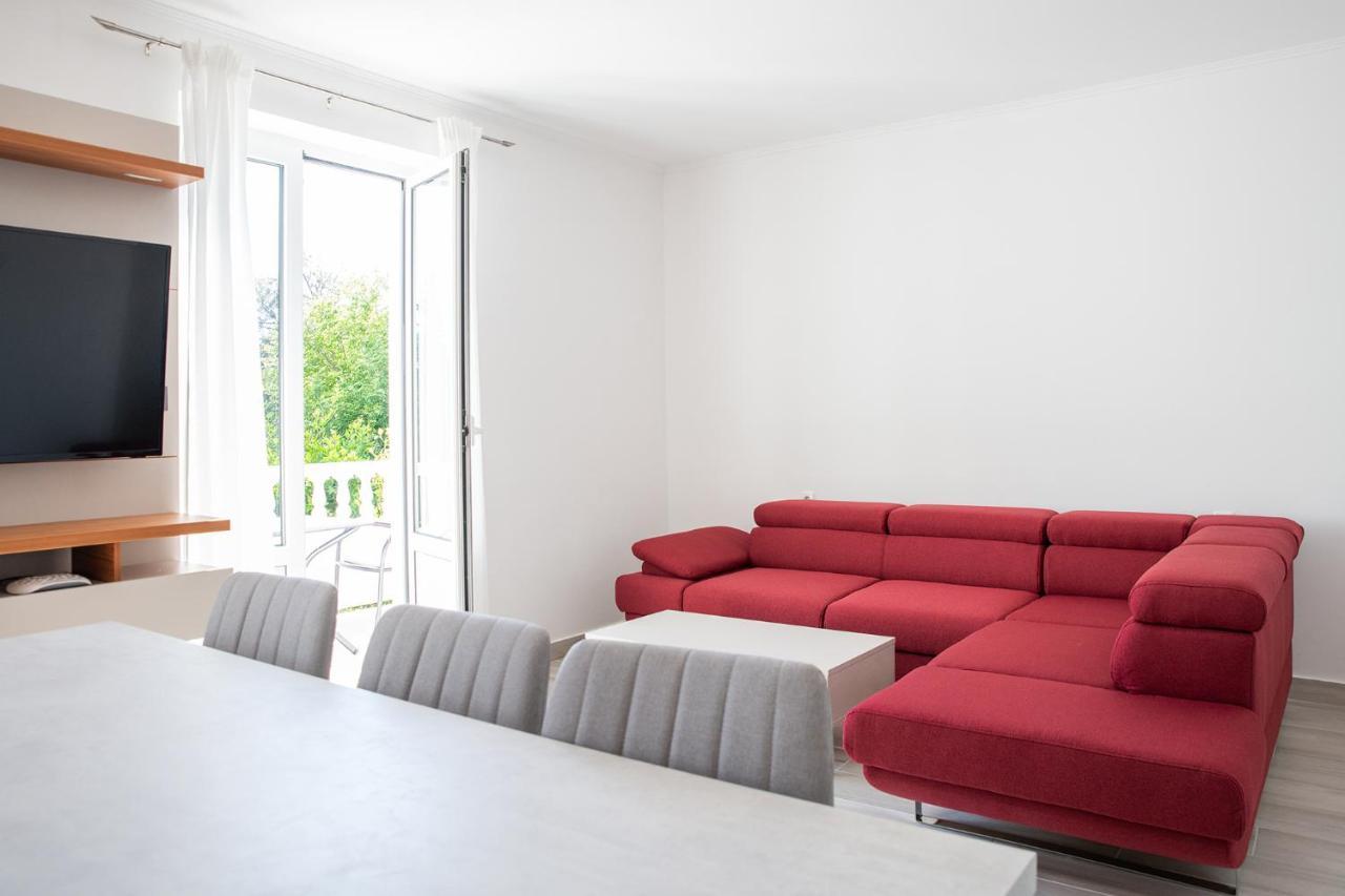 Apartmani Vrtodusic Banjol Ngoại thất bức ảnh