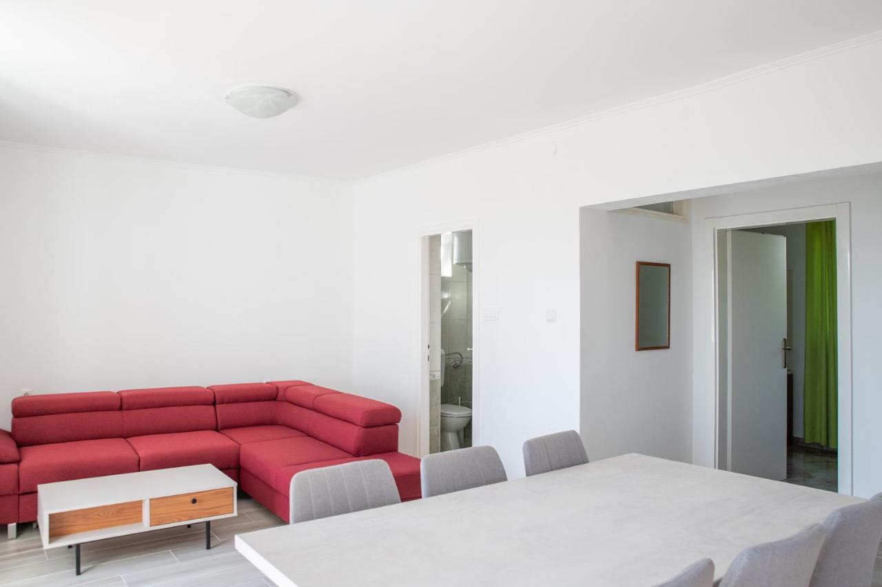 Apartmani Vrtodusic Banjol Ngoại thất bức ảnh